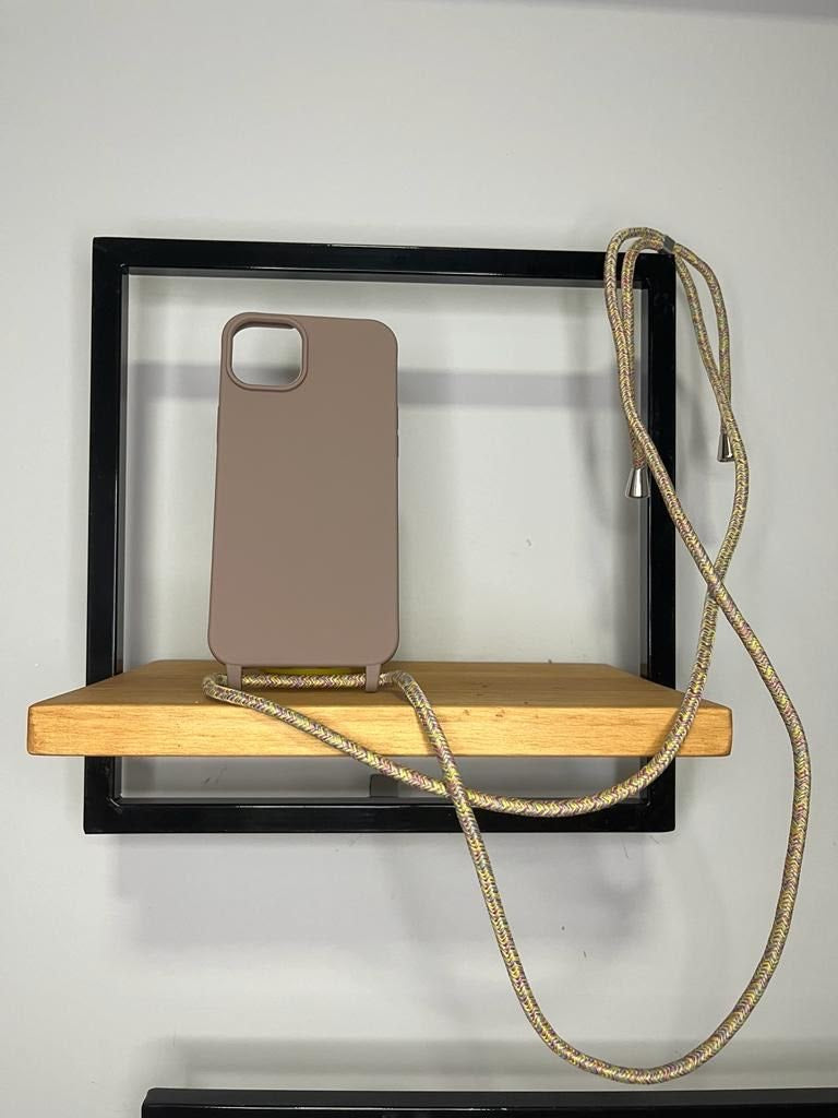 Case Iphone Crossbody Areia/ Nude lisa com alça regulável